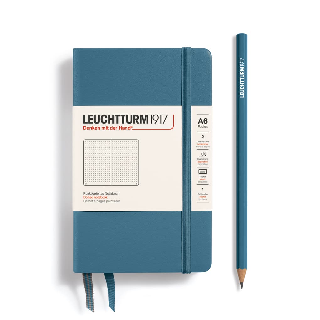 Notizbuch Pocket (A6), Hardcover, 187 nummerierte Seiten, Stone Blue, Dotted