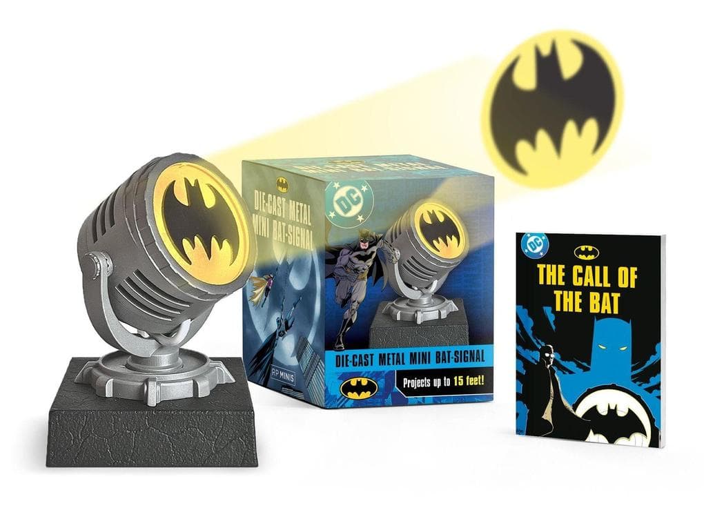 Batman: Die-Cast Metal Mini Bat-Signal