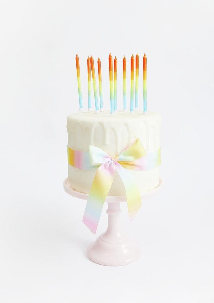 Kerzen Regenbogen, 14 Stk, Ø 0,7 cm x 12,5 cm, inkl. 14 Kerzenhalter