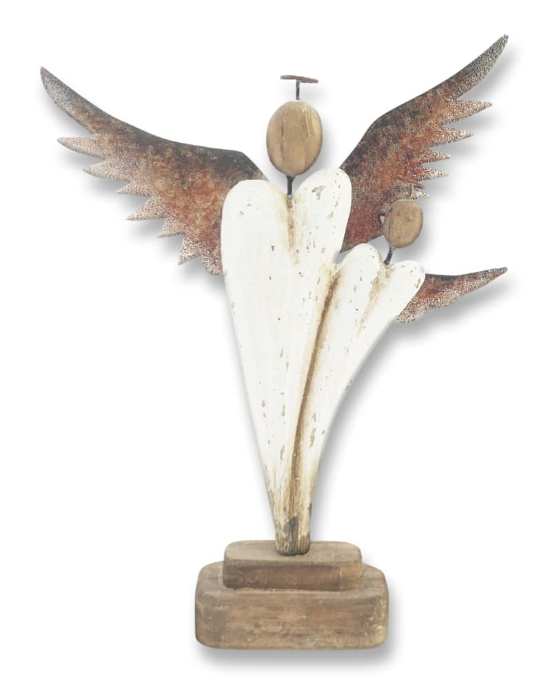 Kleiner Herzengel auf Holzfuß