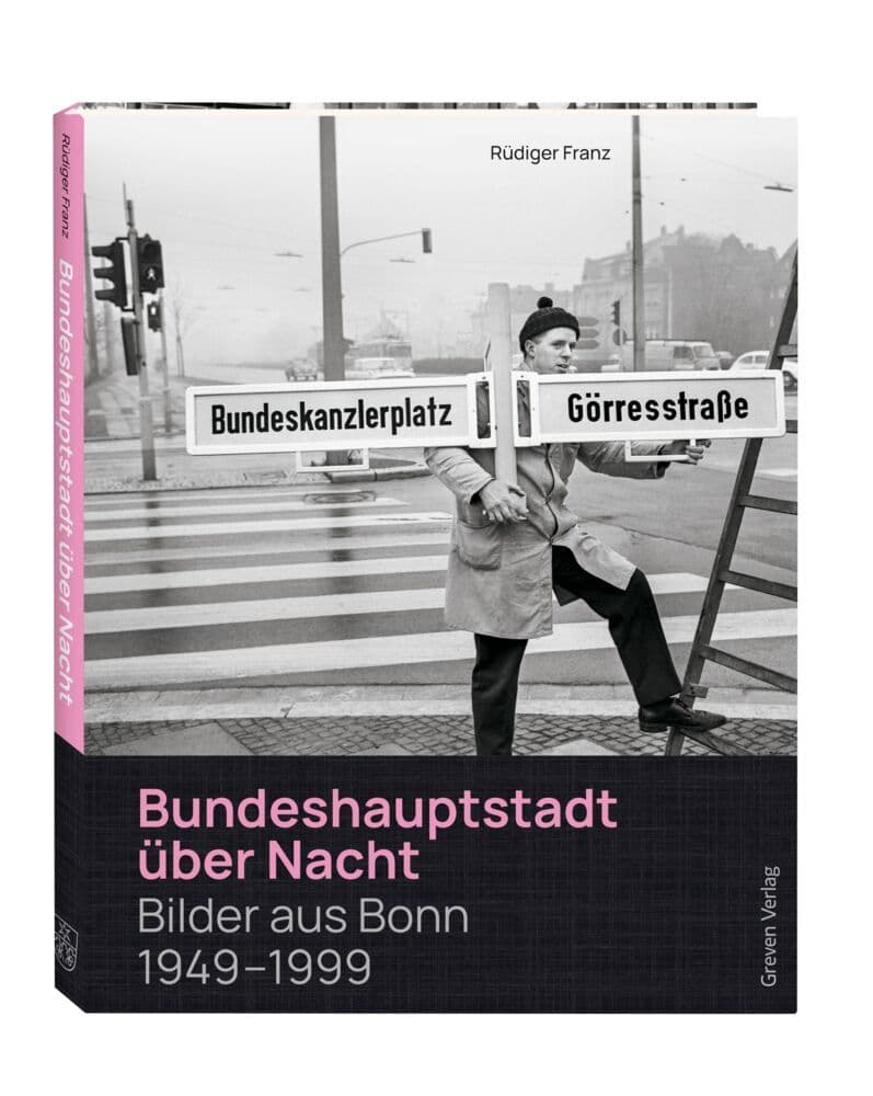 Bundeshauptstadt über Nacht