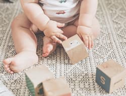 Spielwaren 0-2 Jahre