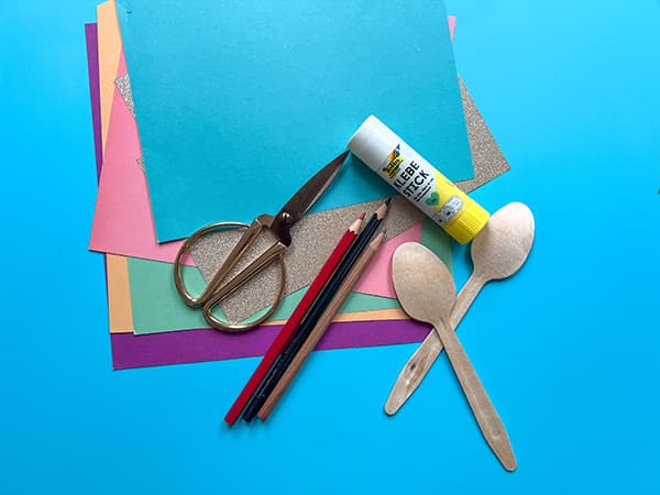 Wähle deine Lieblingsfarben für deine
Meereswesen aus