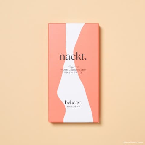 nackt.